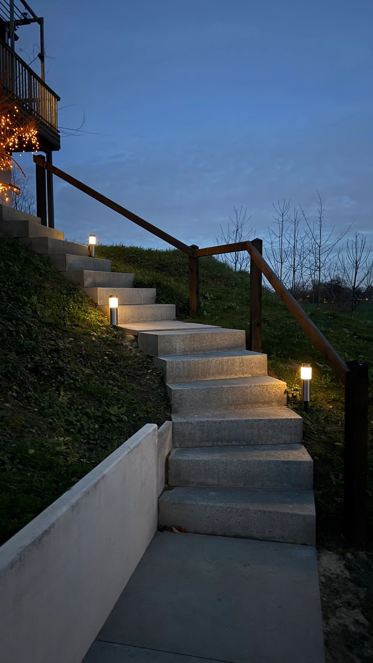 Solar priklamp Lucifer RVS padverlichting op zonne-energie (2 stuks)