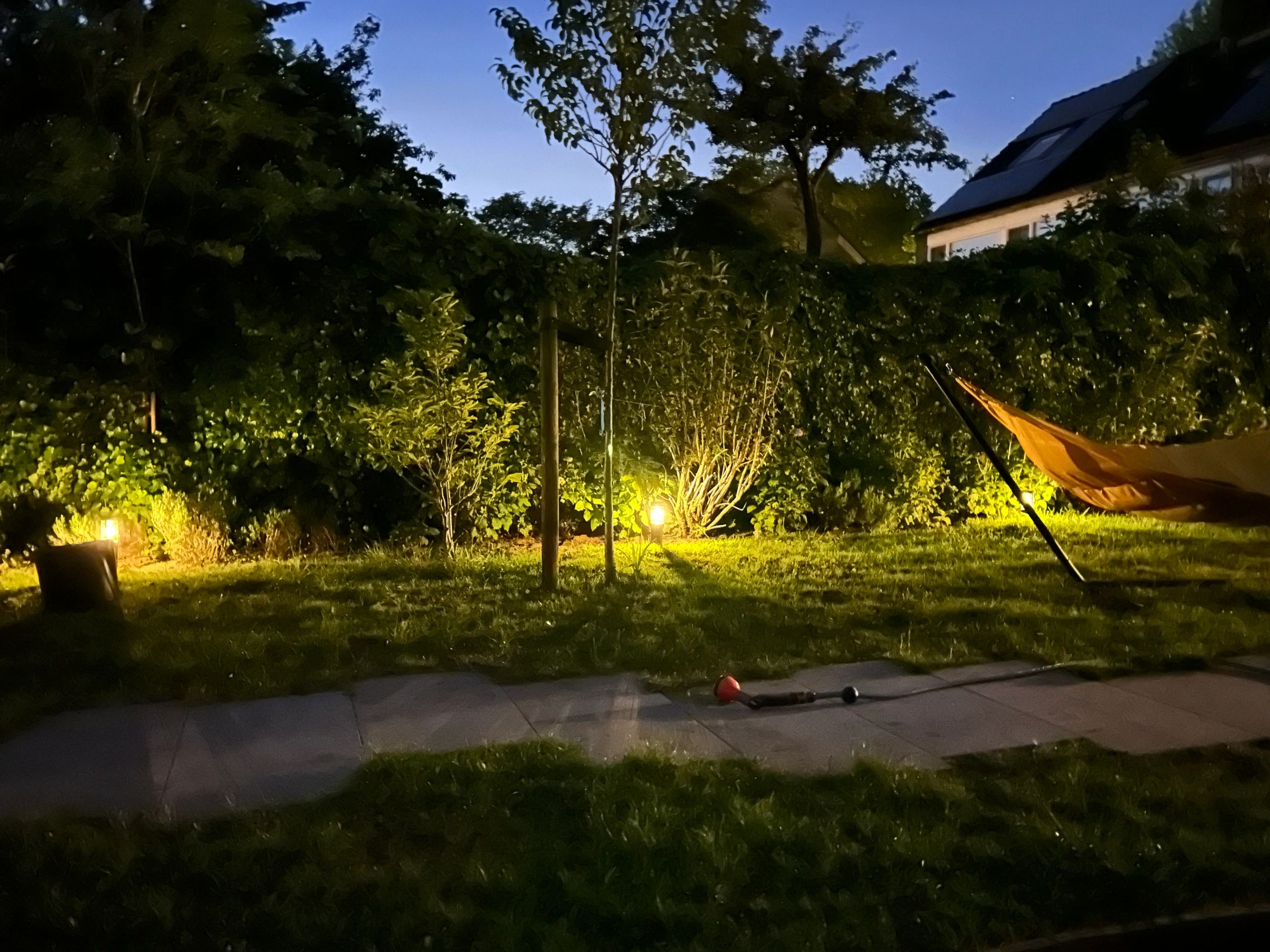 Solar priklamp Saturn met warm wit licht