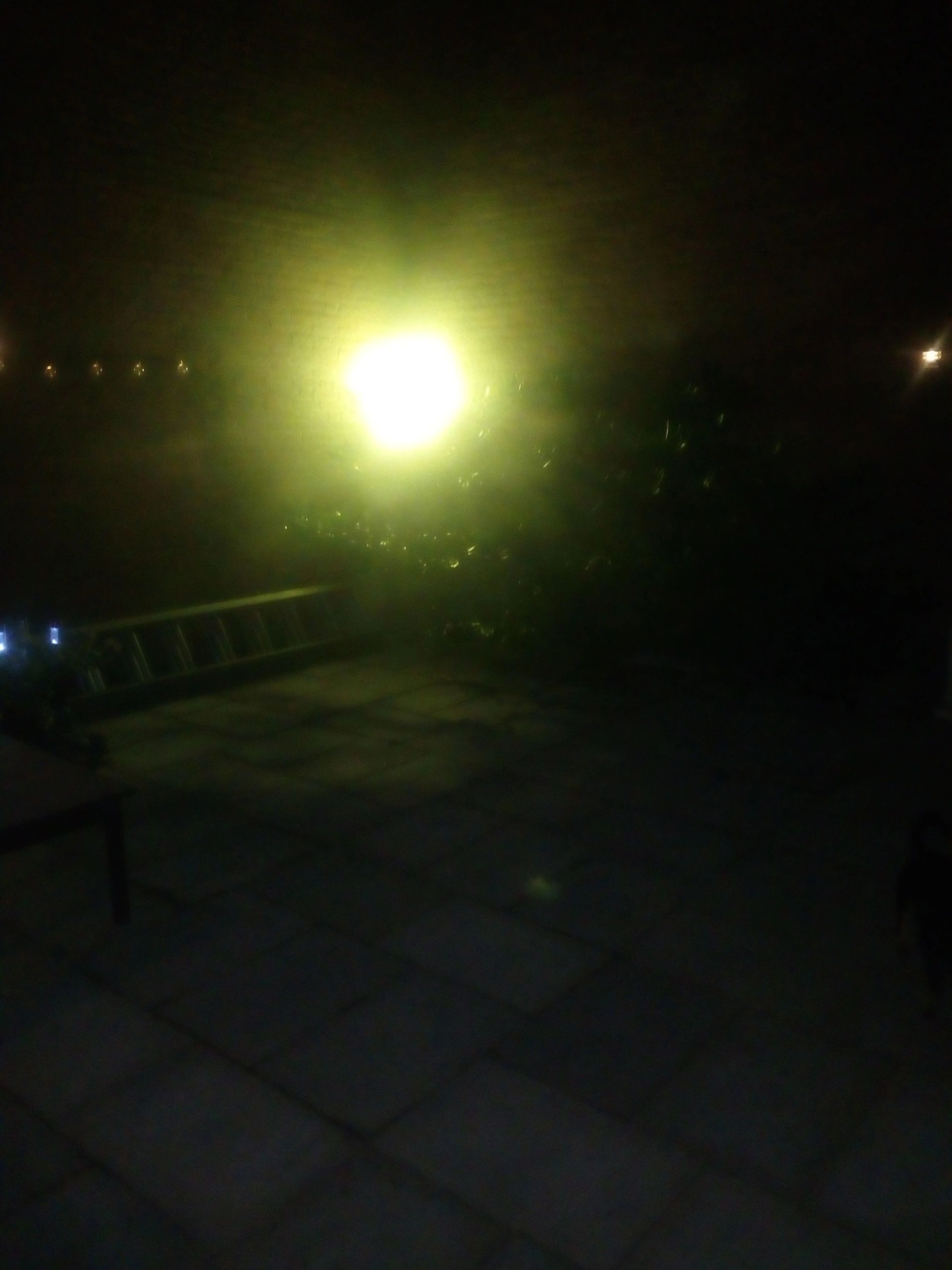 Solar wandlamp Capital IV met los zonnepaneel