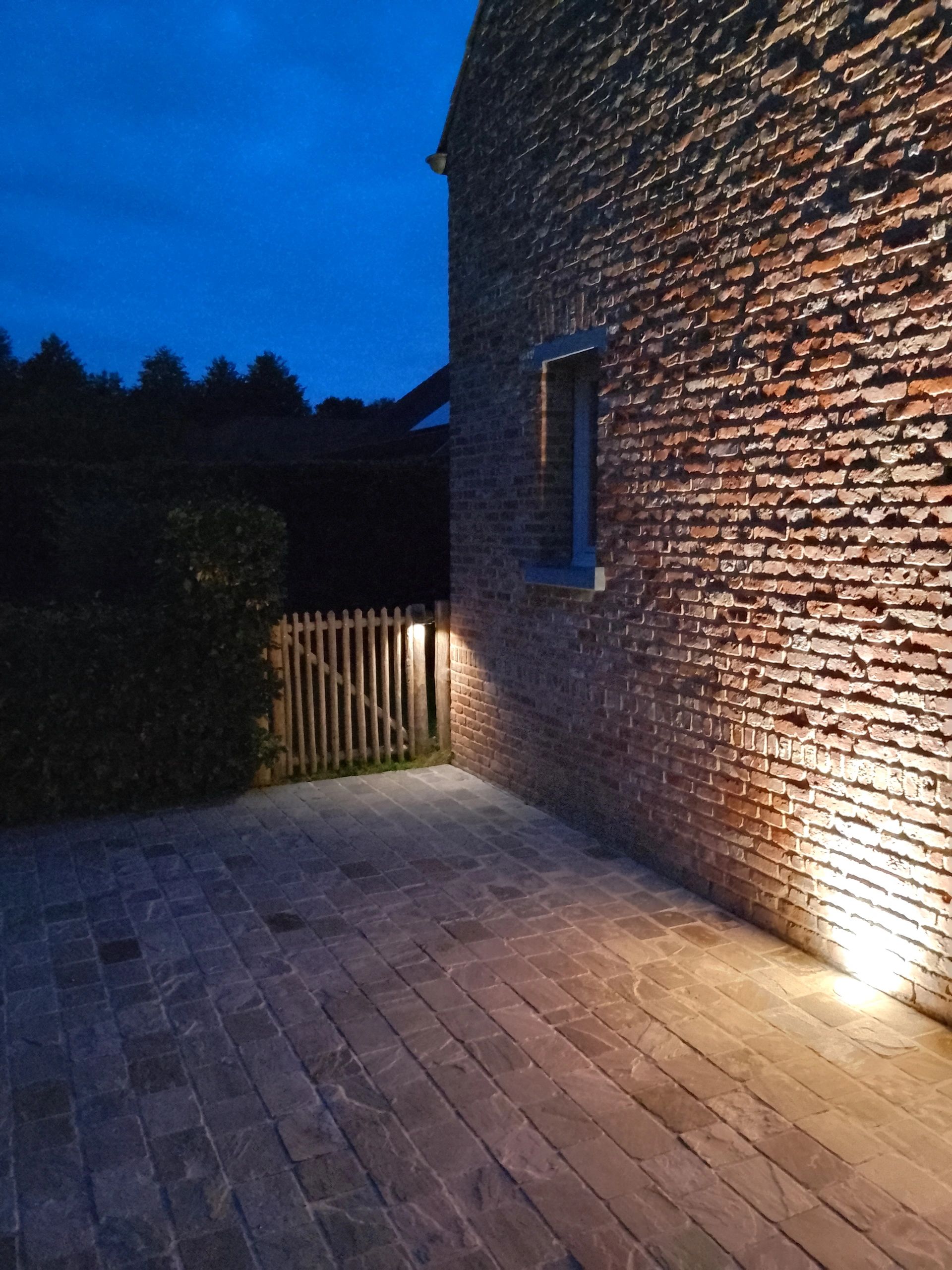Solar LED wandlamp op zonne energie Sven rond - Voordeelset van 2 stuks
