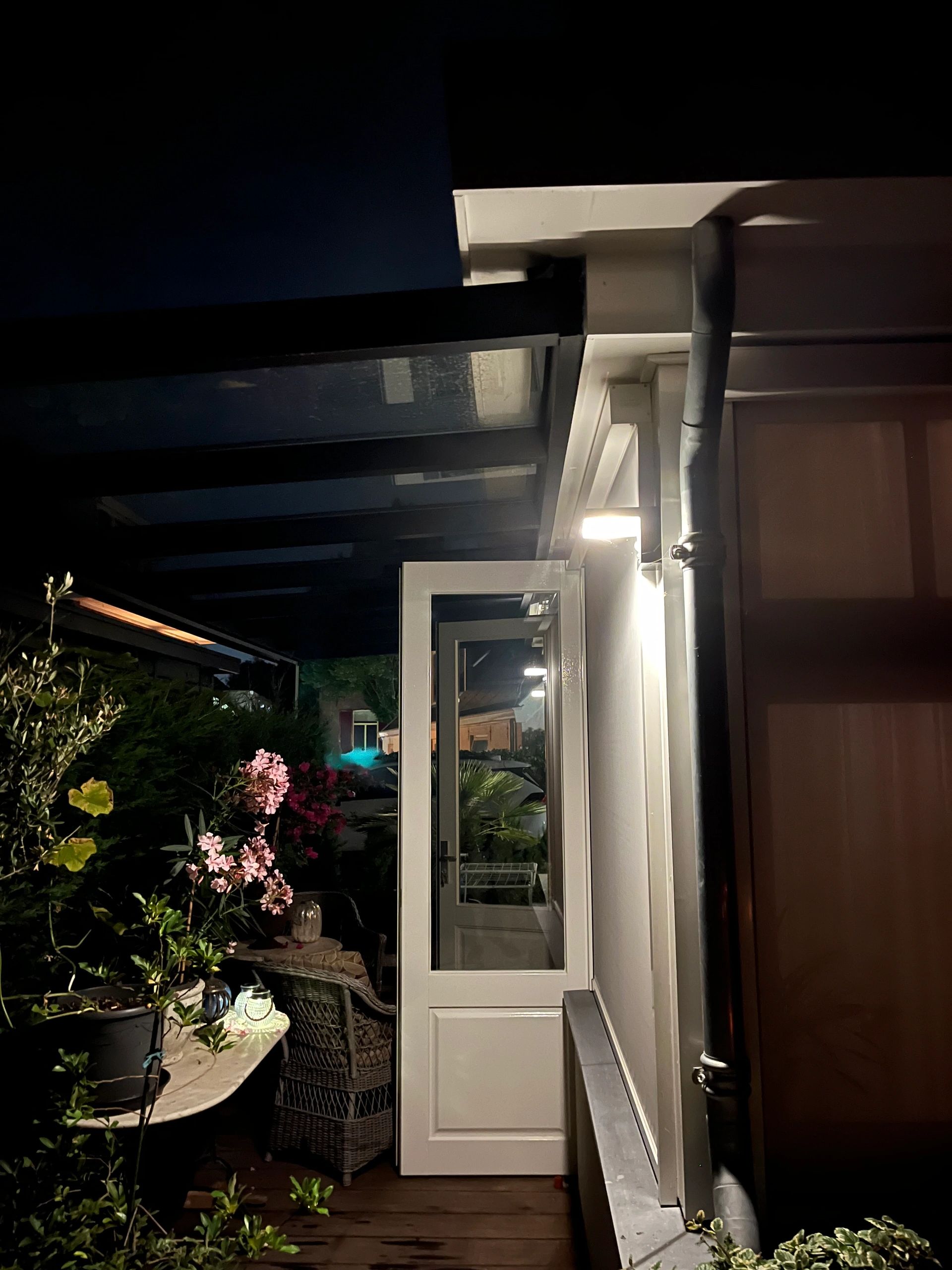 Solar wandlamp Oslo warm wit licht met bewegingssensor