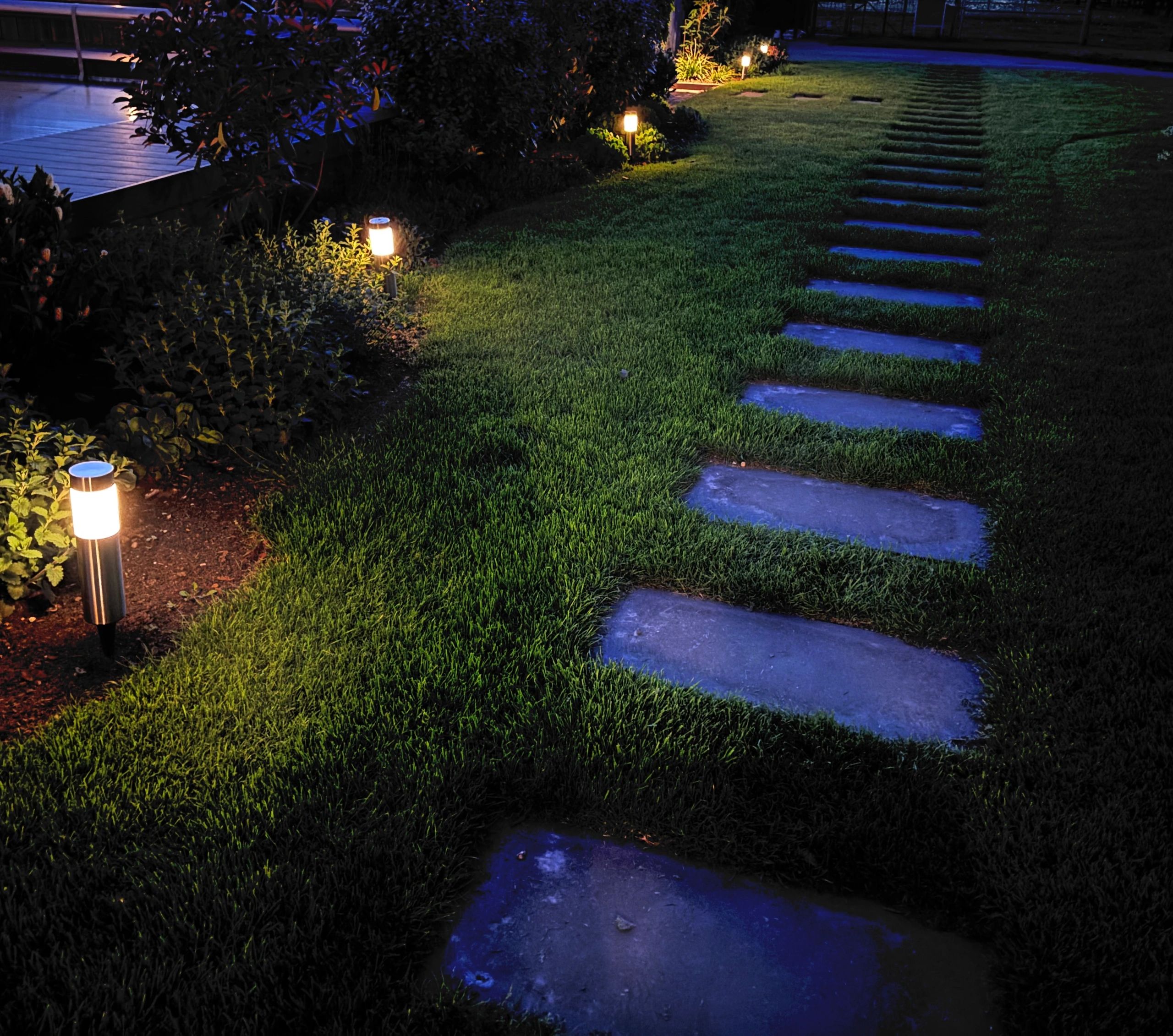 Solar priklamp Lucifer RVS padverlichting op zonne-energie (4 stuks)