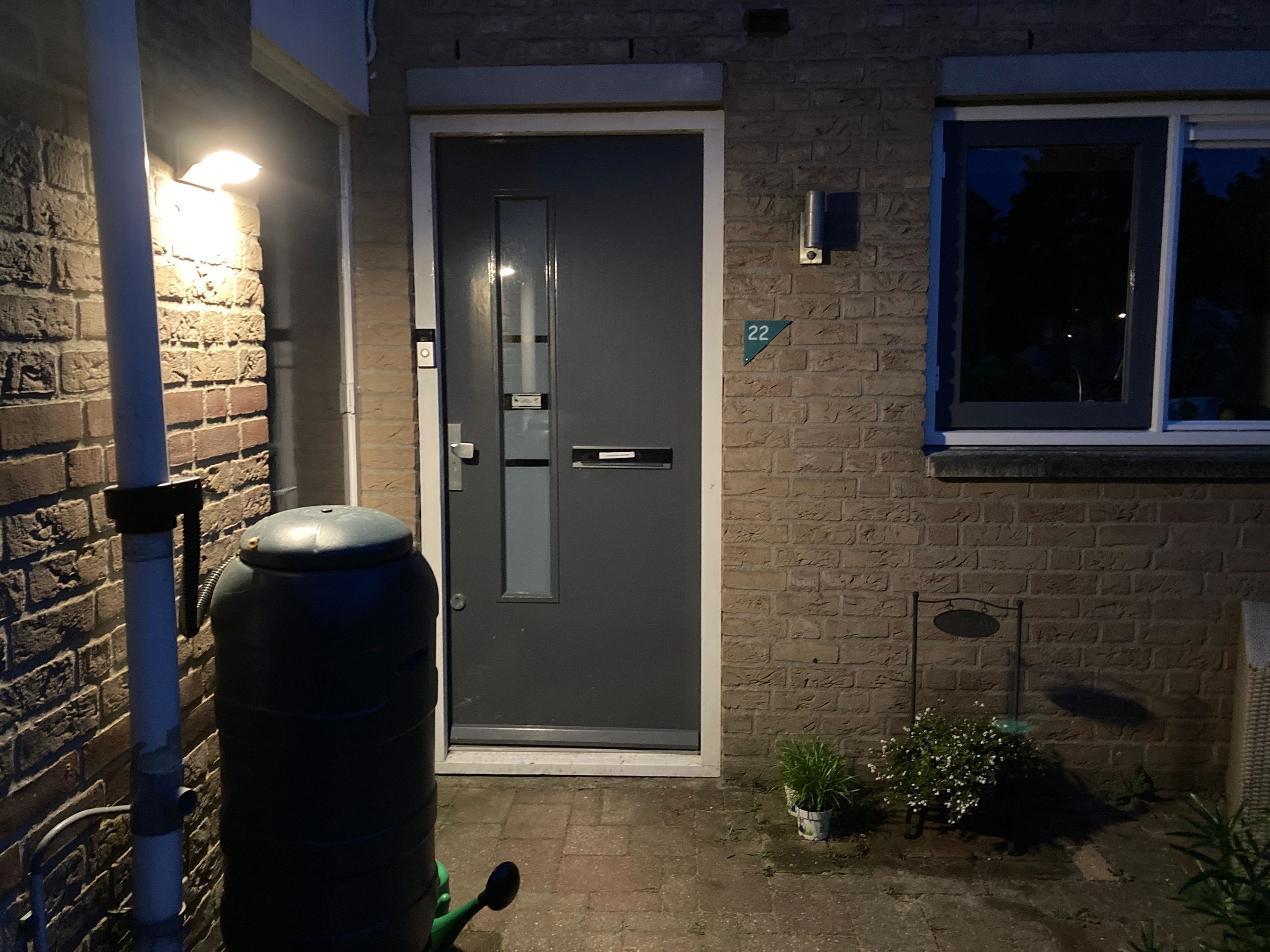 Solar wandlamp Stuttgart met 21 leds en bewegingsmelder RVS op zonne-energie