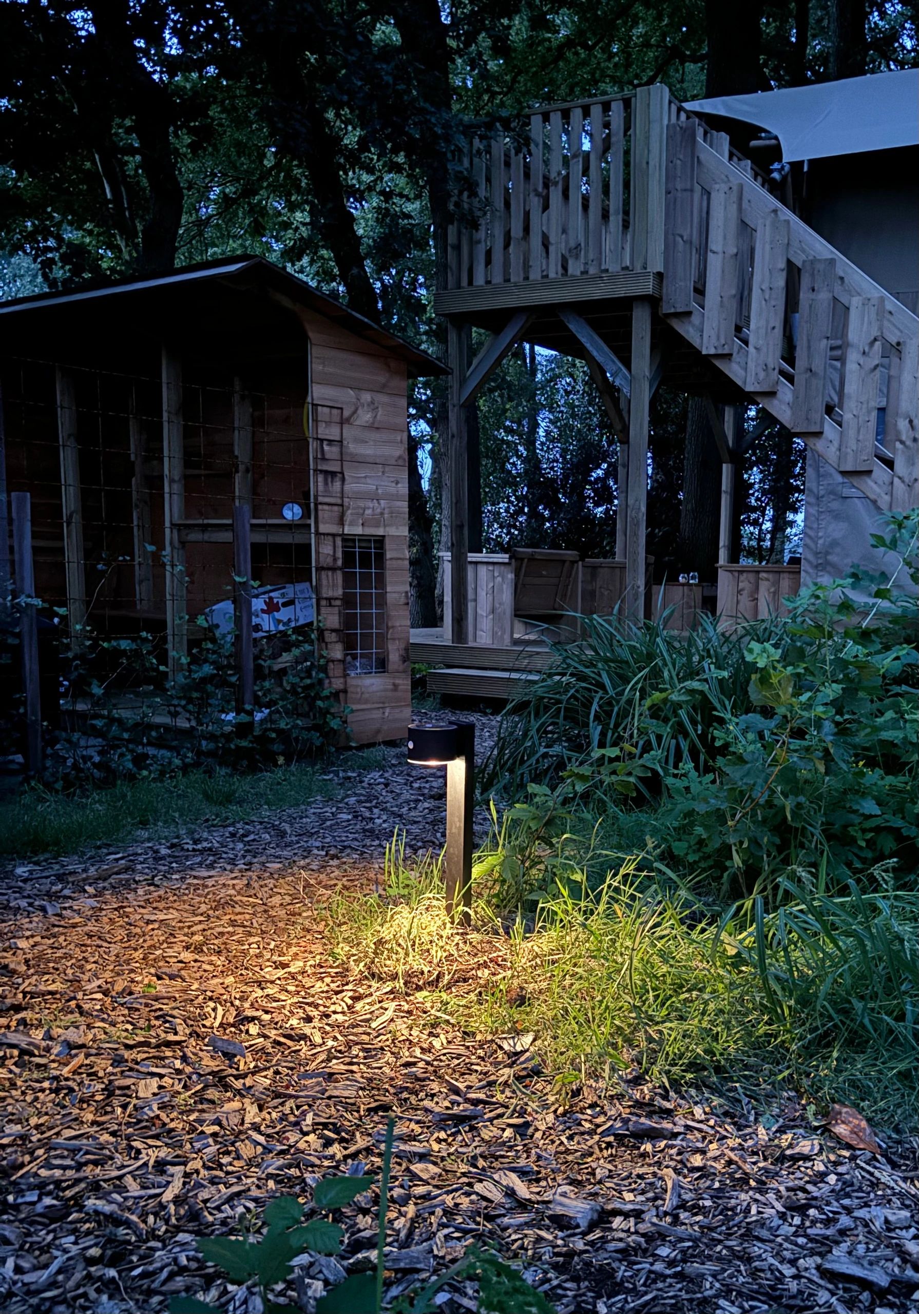 Solar staande lamp Sven op zonne-energie - Tuinlamp met schemer- en bewegingssensor