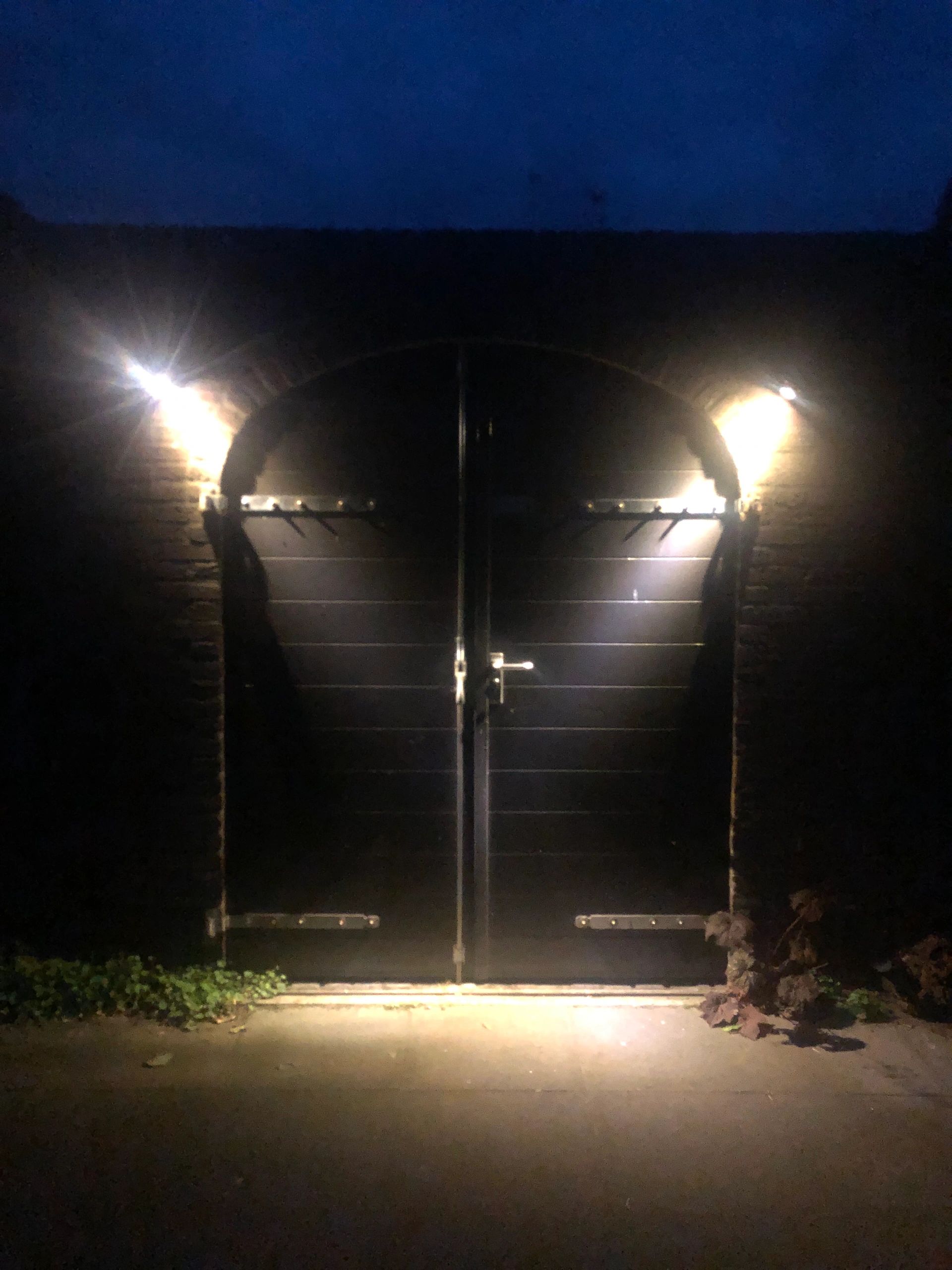 Solar spot Twins met twee spots en los solarpaneel