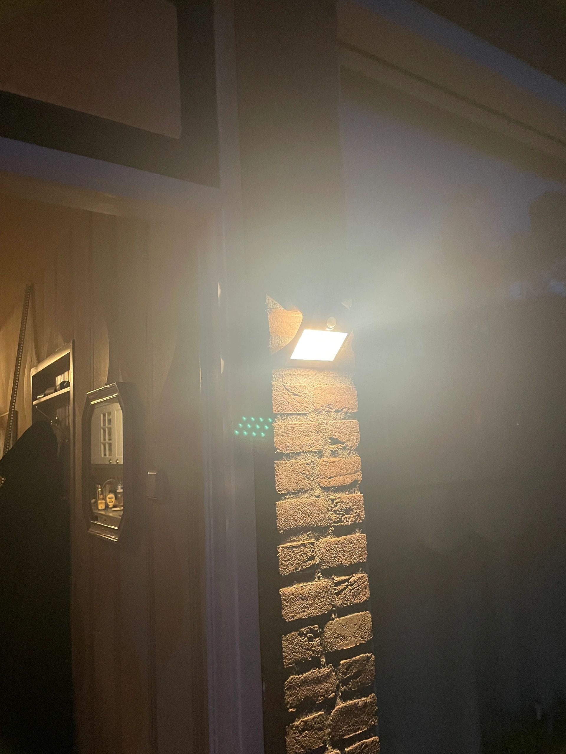 Solar wandlamp Carl met 14 leds en bewegingsmelder op zonne energie