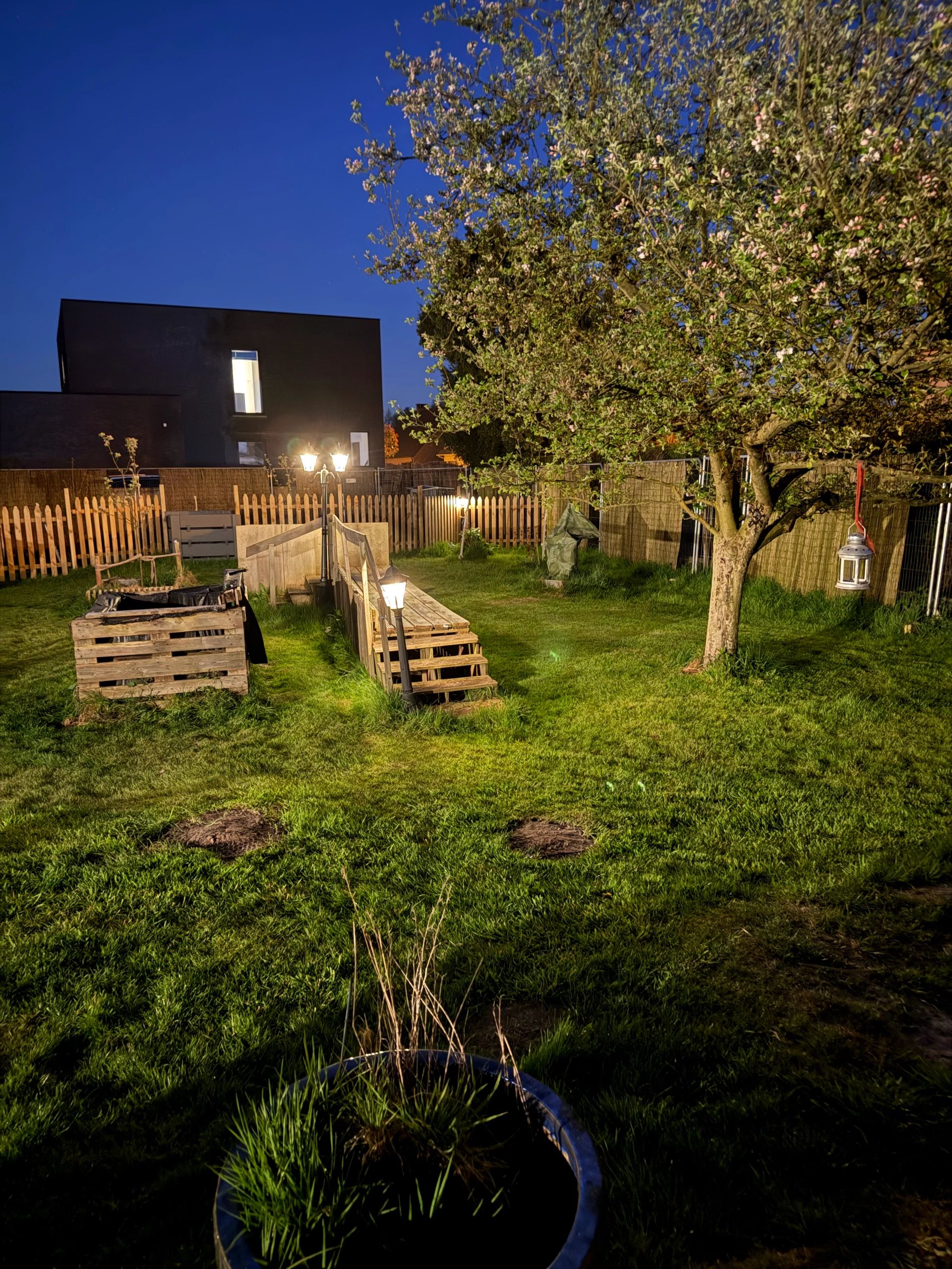 Solar lantaarn Sheffield midden hoog op zonne energie