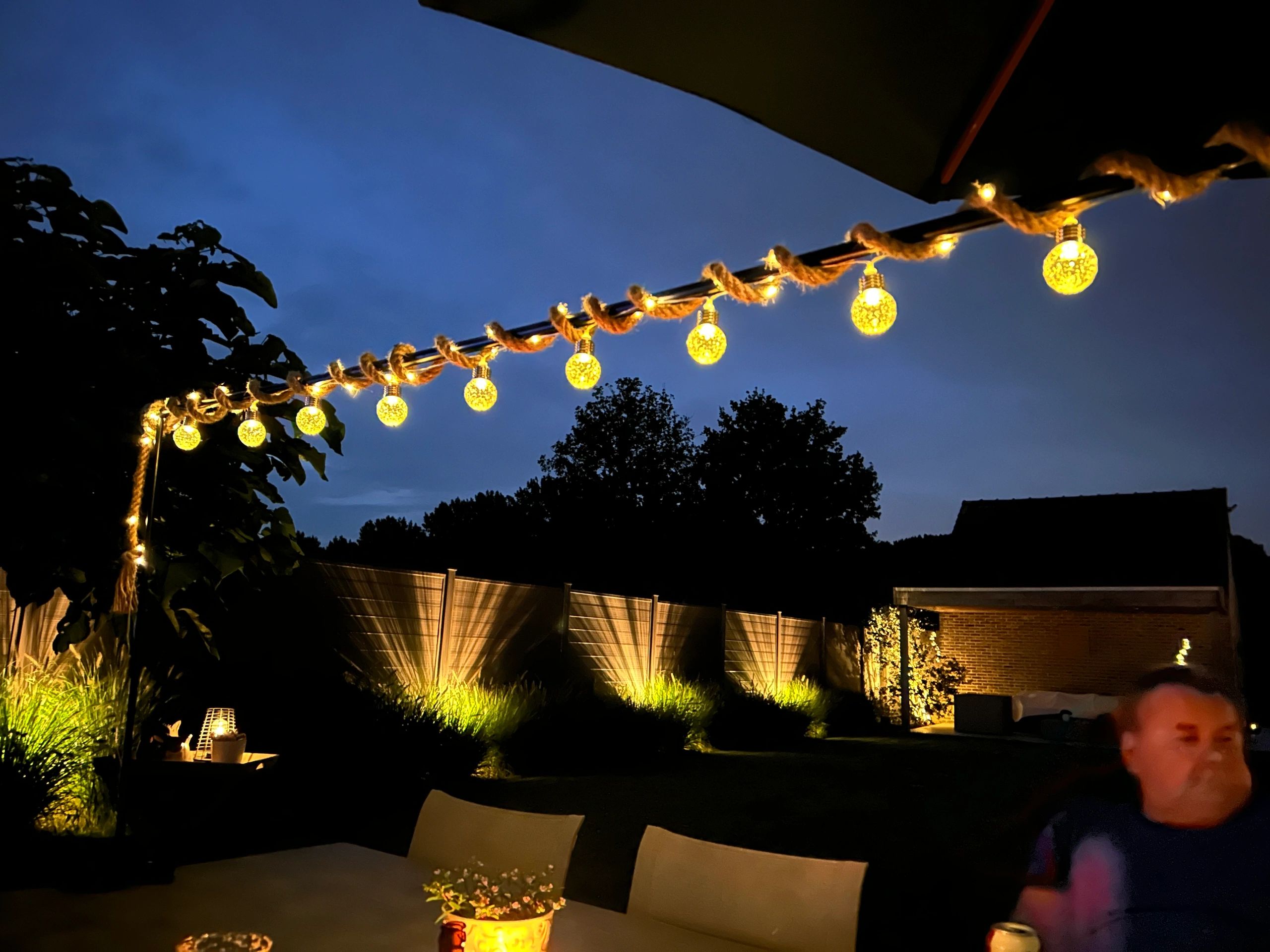 Solar lichtsnoer Manilla met 60 warm witte leds - 4,5 meter