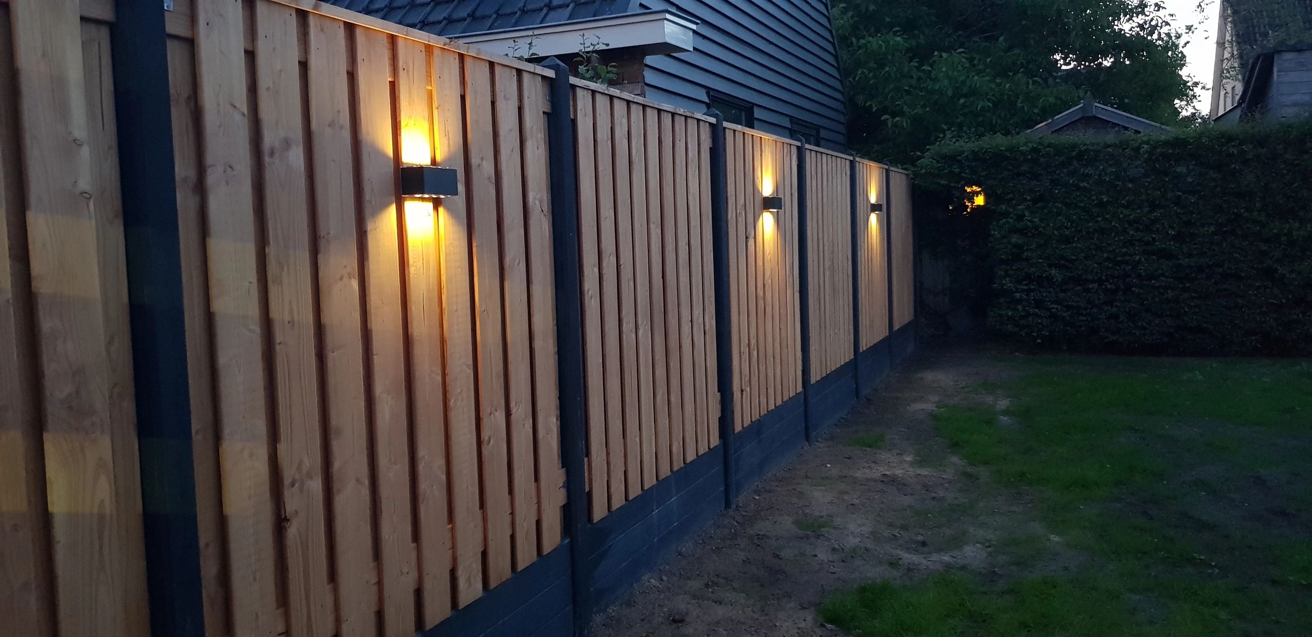 Solar LED wandlamp up downlight Olaf