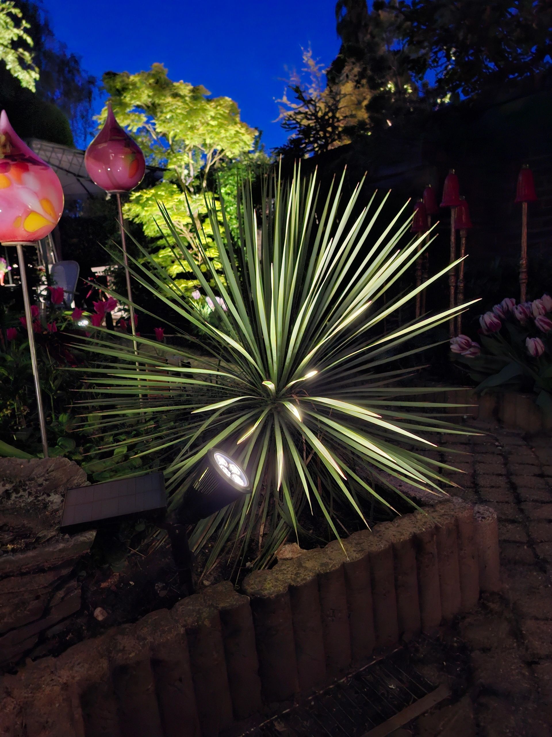 Solar spot Highlight voor wandmontage of grondspies warm wit voordeelset 4