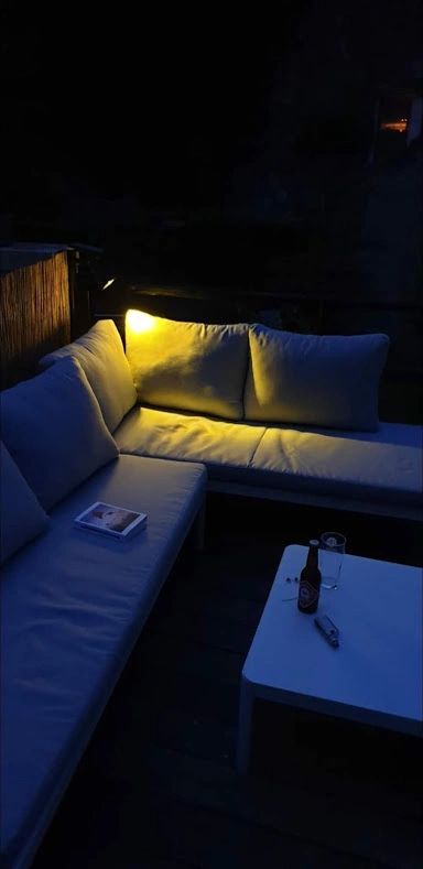 Solar wandspot Highlight voor wandmontage of grondspies - buitenlamp op zonne energie warm wit