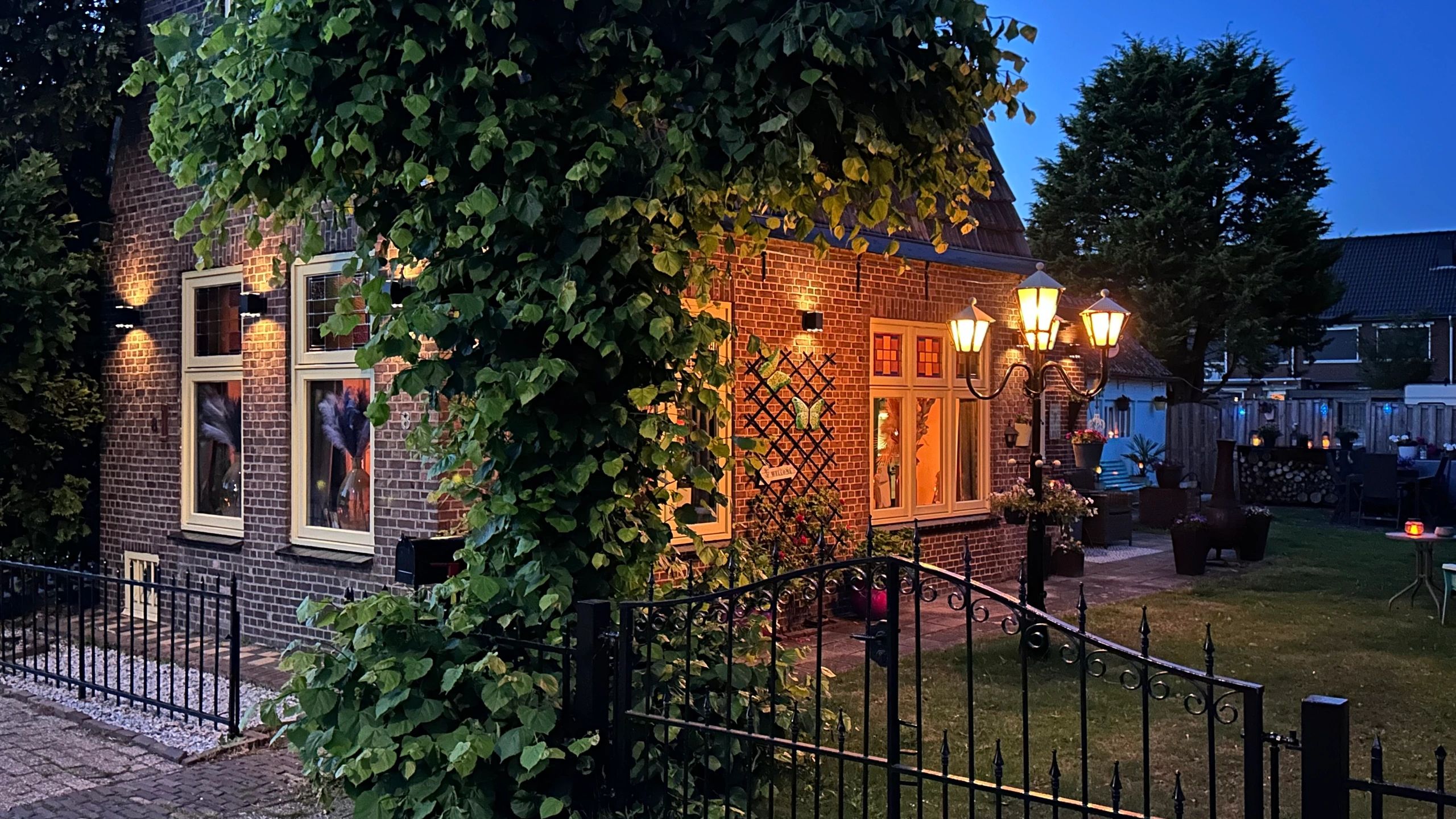 Solar LED wandlamp up downlight Sverre recht