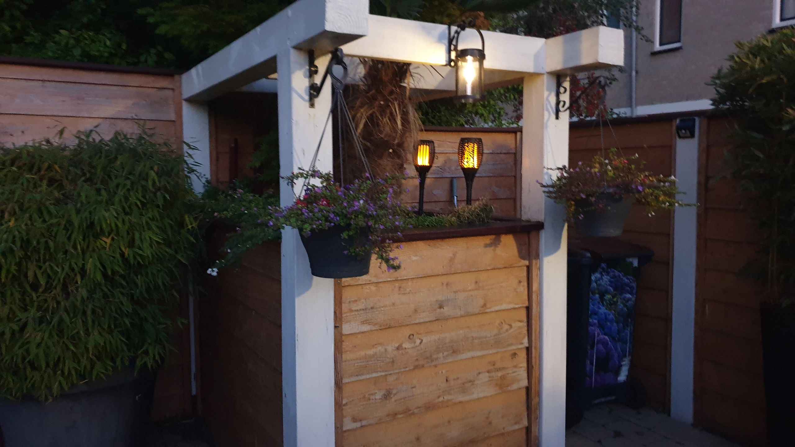 Solar wandlamp Venice met led filament lamp
